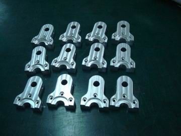 स्वनिर्धारित सीएनसी परिशुद्धता मशीनिंग भाग Ra1.6 Ra0.8 3 एक्सिस और 0.005mm