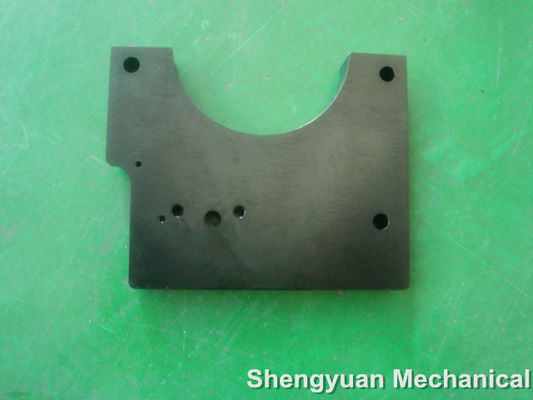 दीन / JI मानक प्रेसिजन मिलिंग मशीनरी पार्ट्स काले anodize स्वनिर्धारित AL6061