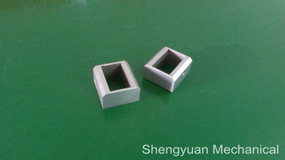 SS303 प्रेसिजन मिलिंग machined हिस्सा 220 # सफेद Corndum रेत नष्ट