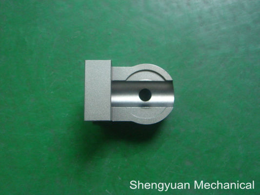 Anodize पैनटोन 403M प्रेसिजन सीएनसी मशीनिंग AL6061 संयुक्त युग्मक