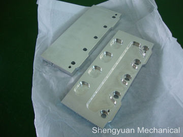 AL 6061-T6 / 7075-T6 सीएनसी मिलिंग मशीनरी ललित प्रेसिजन साथ पार्ट्स