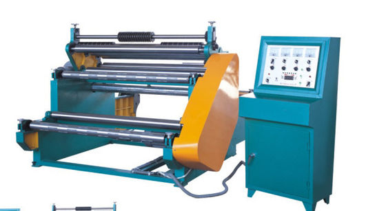 पूर्ण ऑटो एयर फिल्टर उत्पादन लाइन मूल कागज Slitting और rewinding मशीन