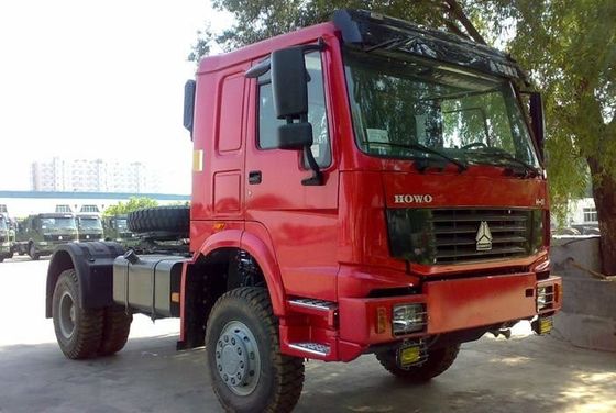 आईएसओ सीसीसी SINOTRUK 4 एक्स 4 सभी पहिया ड्राइव HOWO ट्रैक्टर ट्रक टो 20-70T EUROII / तृतीय LHD या RHD 260-420HP