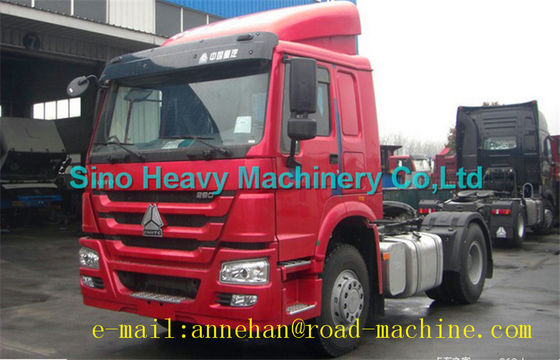 आईएसओ सीसीसी SINOTRUK 4 एक्स 4 सभी पहिया ड्राइव HOWO ट्रैक्टर ट्रक टो 20-70T EUROII / तृतीय LHD या RHD 260-420HP